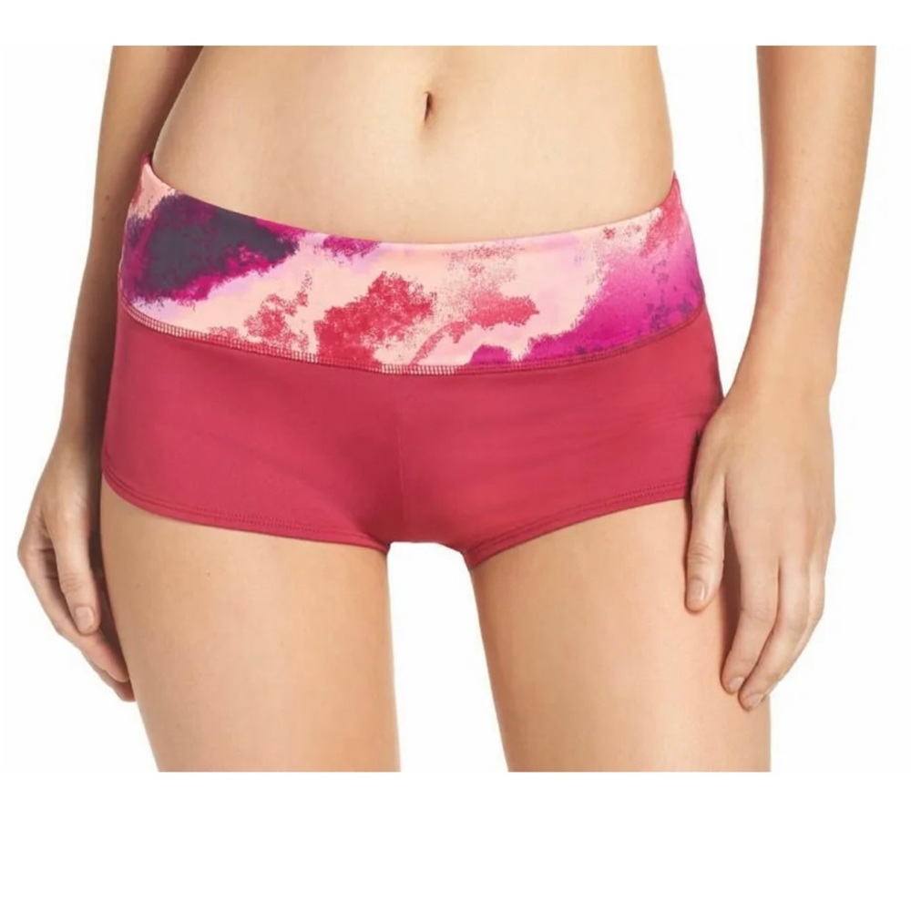 Nike Women's Logo Active Sport Comfort Wide Waistband Swim Boy-Shorts, Size XL